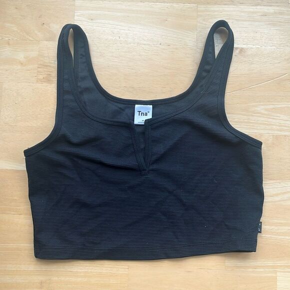 ARITZIA T.NA Cropped Black Waffle Knit Henley Tank Size Medium - Picture 1 of 2